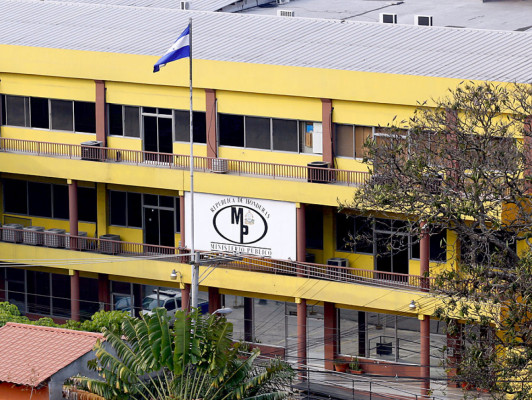 Fiscales en alerta por intervención del MP