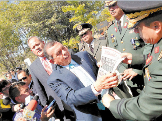 A Lobo le molestan titulares de EL HERALDO