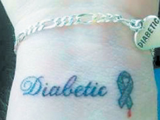 Crece moda de los tatuajes para salvar vidas