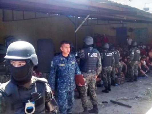 Al menos tres muertos en motín dentro de centro penal sampedrano