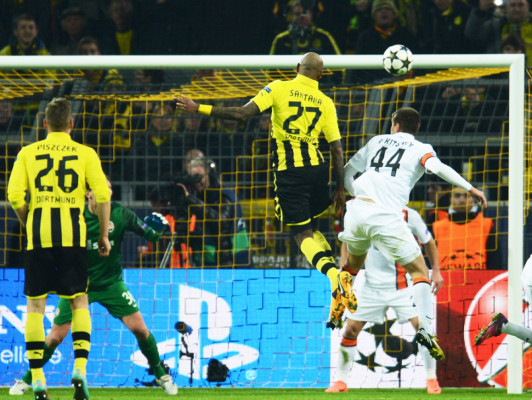 Borussia Dortmund clasifica pulverizando al Shakhtar Donetsk