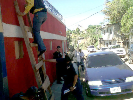 Realizan allanamientos en colonia San Miguel