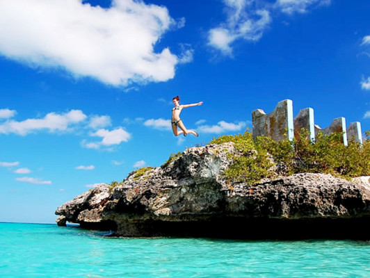 Cayos Cochinos de Honduras entre 35 lugares para visitar antes de morir