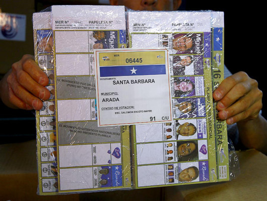 Llegan papeletas del partido Nacional al TSE