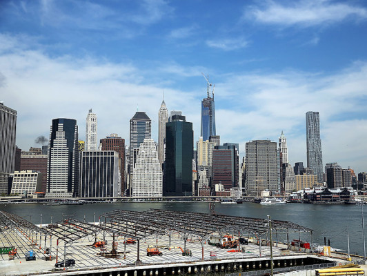 Colocan la última pieza del nuevo World Trade Center