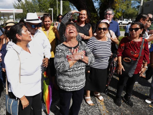 FOTOS: Así dan el último adiós al cantante José José en Miami, Estados Unidos