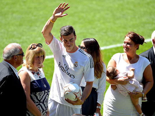 Real Madrid presenta a Gareth Bale