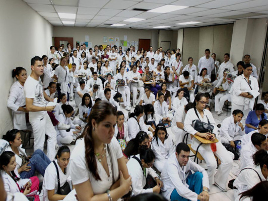 Honduras: 10 inocentadas de 2012