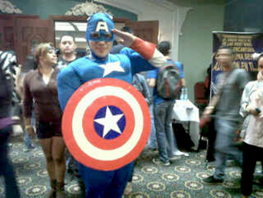 Cómics, animé y cosplay en el Megacon Honduras 2012