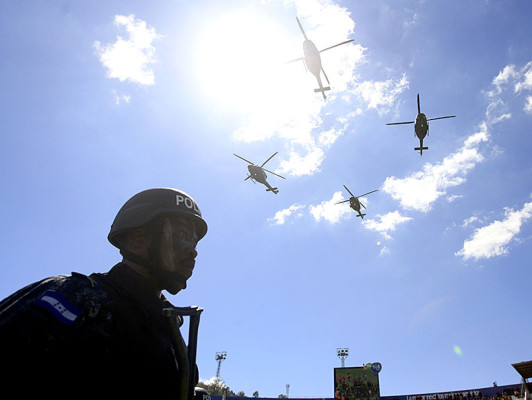 Impactantes imágenes de la toma de posesión de JOH