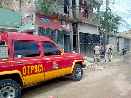 Mujer sufre quemaduras severas al explotar chimbo de gas