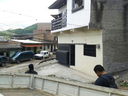 Tegucigalpa: Atentan contra vocero de Fusina y su familia