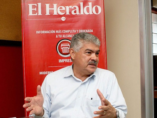 Luis Eveline asume las riendas del SANAA