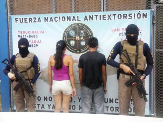 Capturan a otros dos estudiantes por extorsión