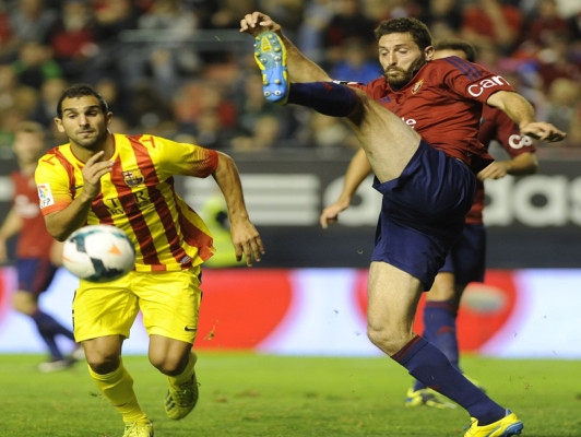 Osasuna frena a un Barça que deja dudas para el clásico
