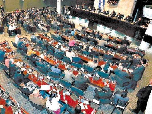 Impugnarán ley de secretos oficiales por atentar contra la transparencia