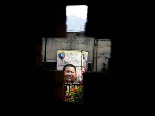 Muerte de Hugo Chávez satura las redes sociales