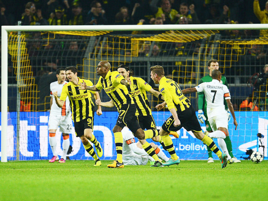 Borussia Dortmund clasifica pulverizando al Shakhtar Donetsk