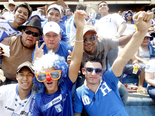 FOTOGALERÍA: El color del Honduras-México