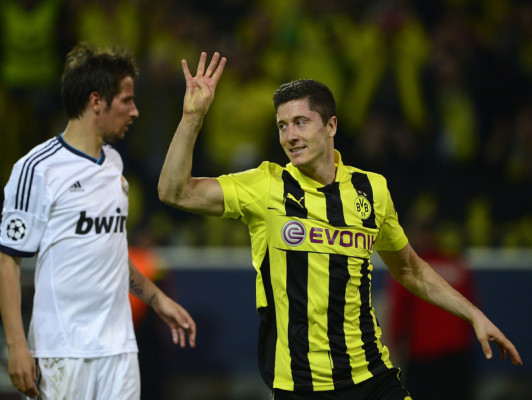 Lewandowsky se agiganta y destroza al Real Madrid