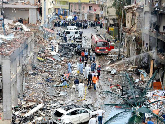 Al menos 15 personas muertas en atentado