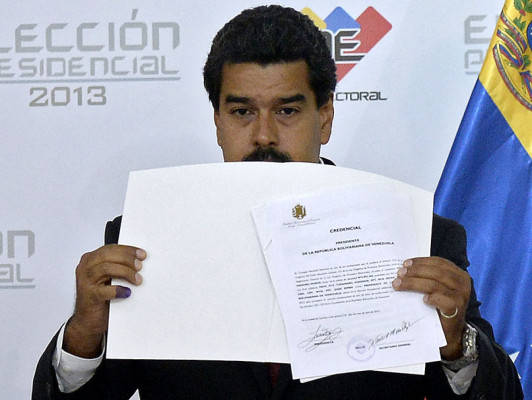 Maduro proclamado presidente de Venezuela sin esperar recuento