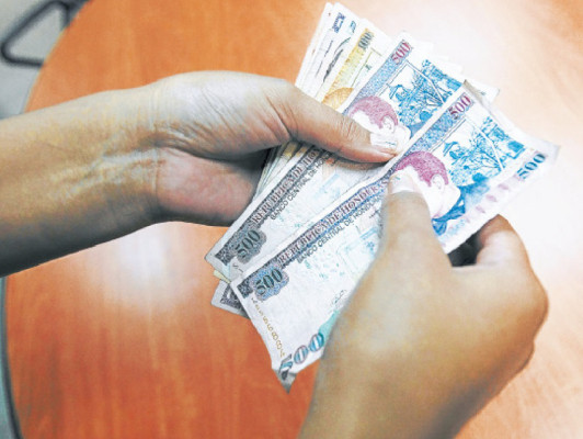 Se desaceleran los créditos bancarios