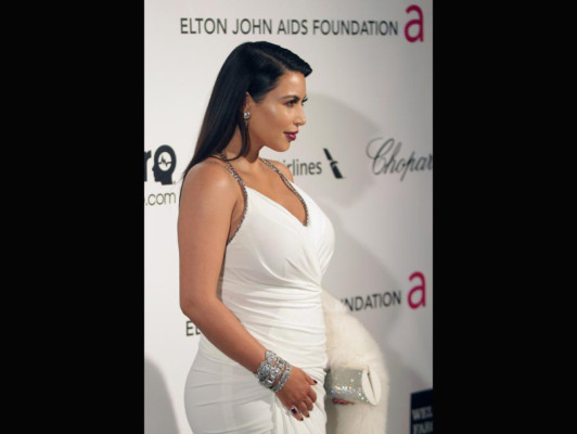 Kim Kardashian y Kanye West posan desnudos en revista