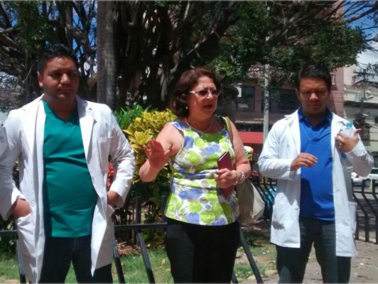 Estudiantes de Medicina protestan en la capital de Honduras