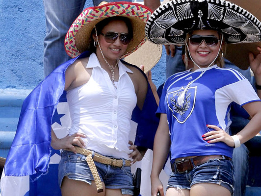 FOTOGALERÍA: El color del Honduras-México