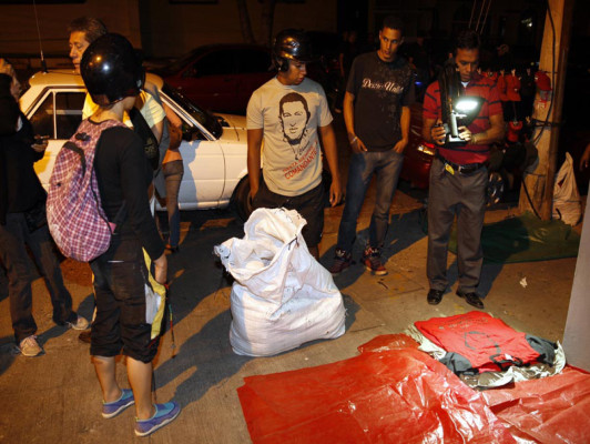 Manuel Zelaya y Xiomara Castro viajan a Venezuela