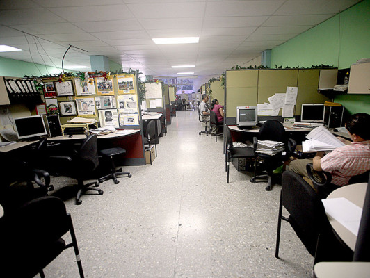 'A votar y el lunes a trabajar': Aline Flores