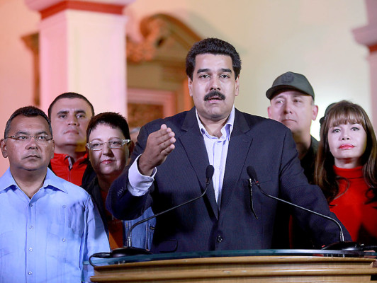Chávez se recupera de operación: Nicolás Maduro