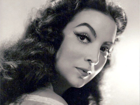 María Félix, la diva que también murió en abril
