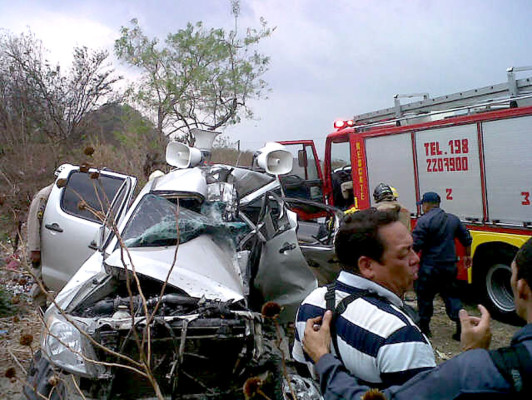 Dos muertos y tres heridos en aparatoso accidente en Sabanagrande