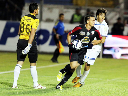 Olimpia vence con polémica al Choloma