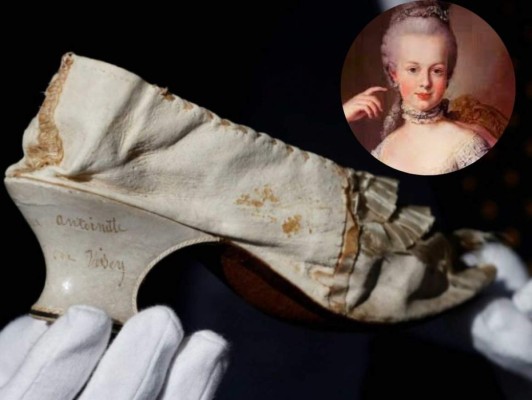 Subastan un zapato de María Antonieta por más de 50 mil dólares&nbsp;&nbsp;
