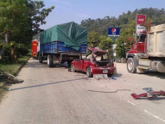 Dos muertos y tres heridos en accidente en el norte de Honduras