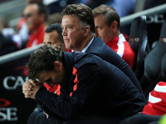 Manchester United goleado y eliminado por equipo de tercera