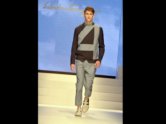 Sello masculino en pasarela de Milán