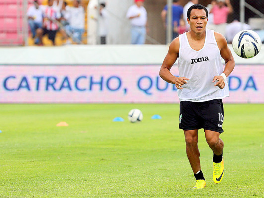 ¿Debe regresar Rambo a la Selección de Honduras?