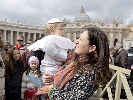 El tierno imitador del papa Francisco