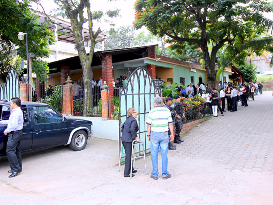 Encuentran vehículo de comisario de Policía asesinado en Tegucigalpa