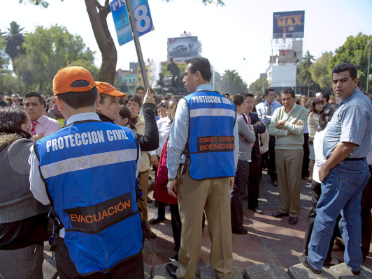 Al menos 48 muertos deja violento terremoto en Guatemala