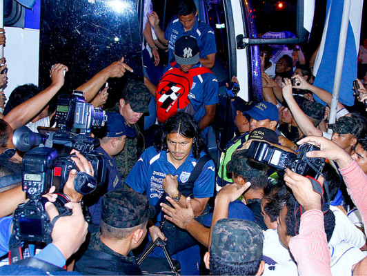 Como héroes reciben a Selección de Honduras