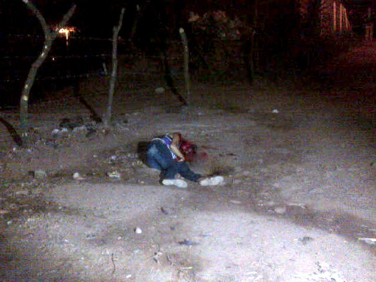 A machetazos asesinan a mujer en colonia Suyapa