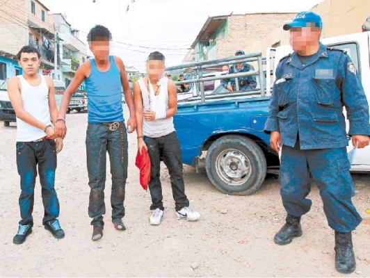 Capturan a peligrosos miembros de la banda de Los Chirizos