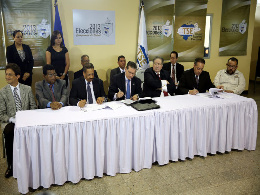 TSE firma convenio con Dominicana y Paraguay