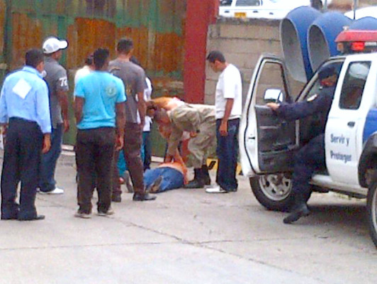 Por accidente, policía provoca muerte de pintor
