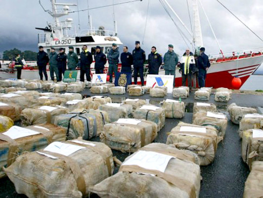 Policía española interceptó barco con dos toneladas de cocaína